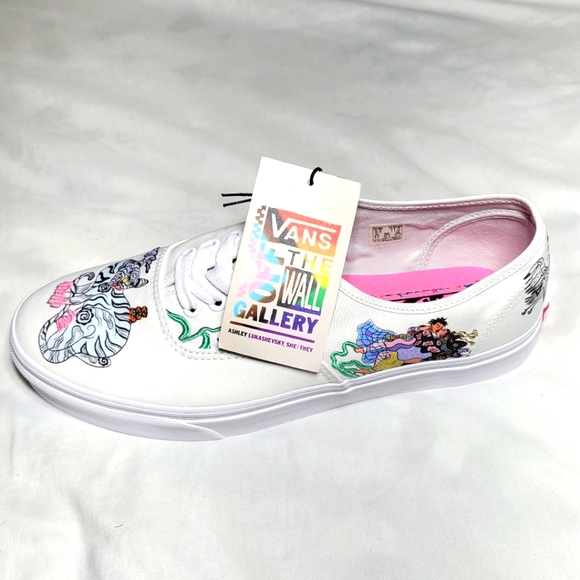 VANS SNEAKERS SIZE M9.5, W11 - Picture 5 of 13